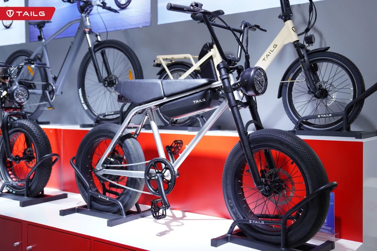 臺(tái)鈴長(zhǎng)續(xù)航電動(dòng)車